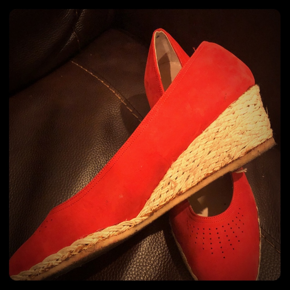 Fferragamo Salvatore size 8 red